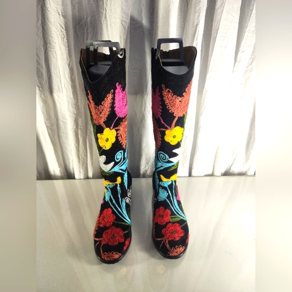 Vintage Custom Suzani Riding Boots - Picture 3 of 13